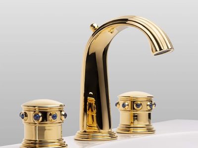 ROYAL