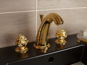 Badarmaturen & Wasserhähne in stilvollem u. ikonischem Design